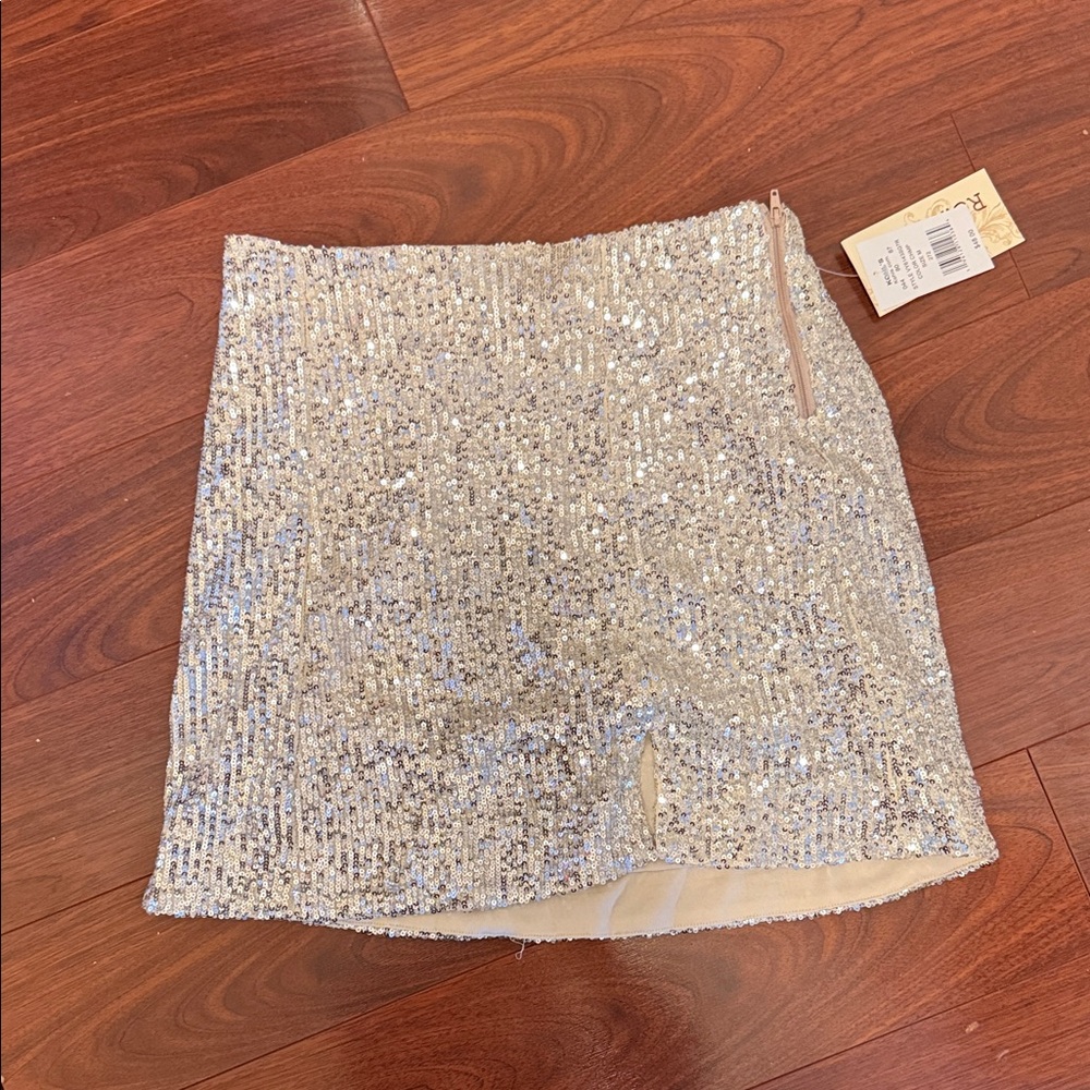 Sequin Sparkling Silver Mini Skirt